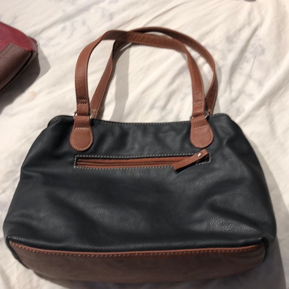 Purse - Picture 2 of 3